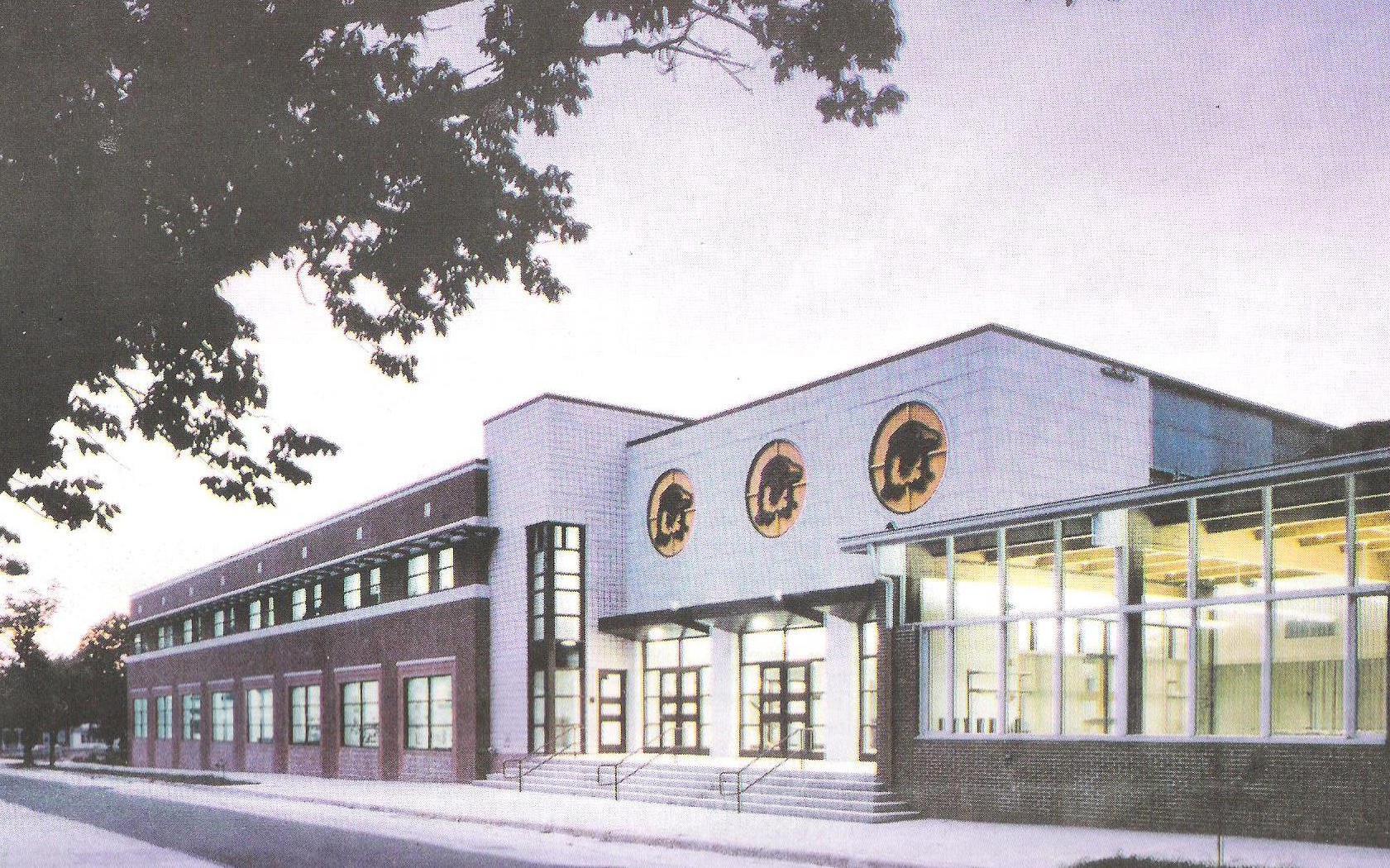 2001 Health and Fitness Center Opens Quincy University