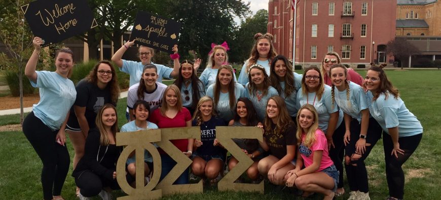 Phi Sigma Sigma 2017 group photo