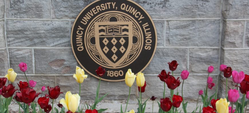 QU Logo at Campus