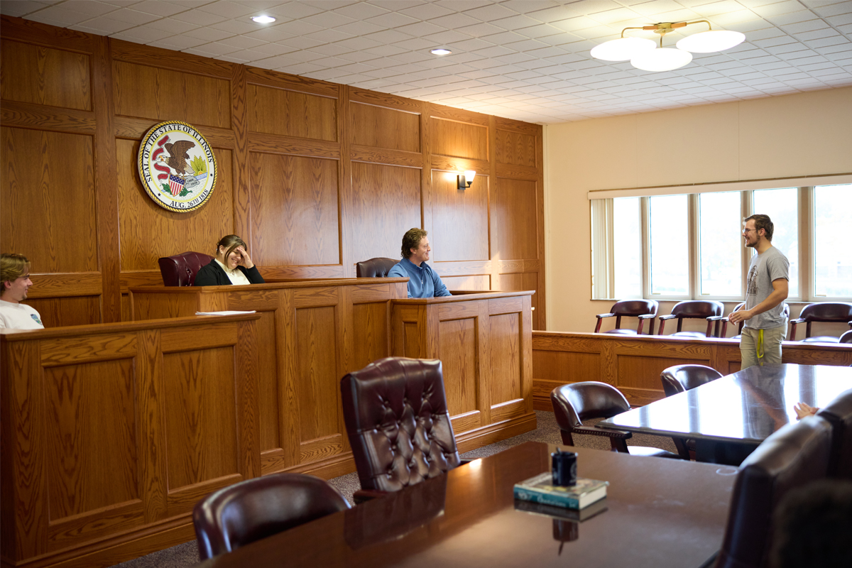 mock trial students in courtroom