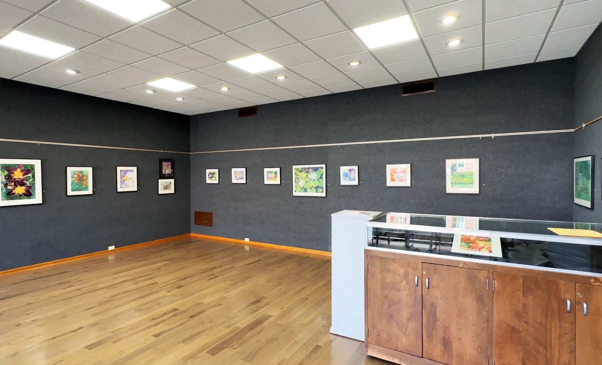 wide image of the Gray Gallery in the Brenner librar